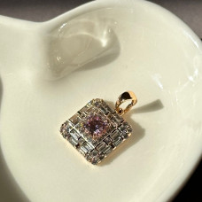 Кулон Xuping Позолота 18K (квадратик з рожевим камінчиком)